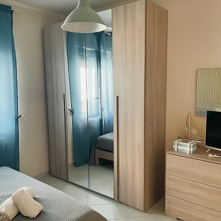 Lanzi House Dom wakacyjny *