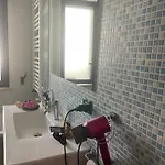 Lanzi House Dom wakacyjny *